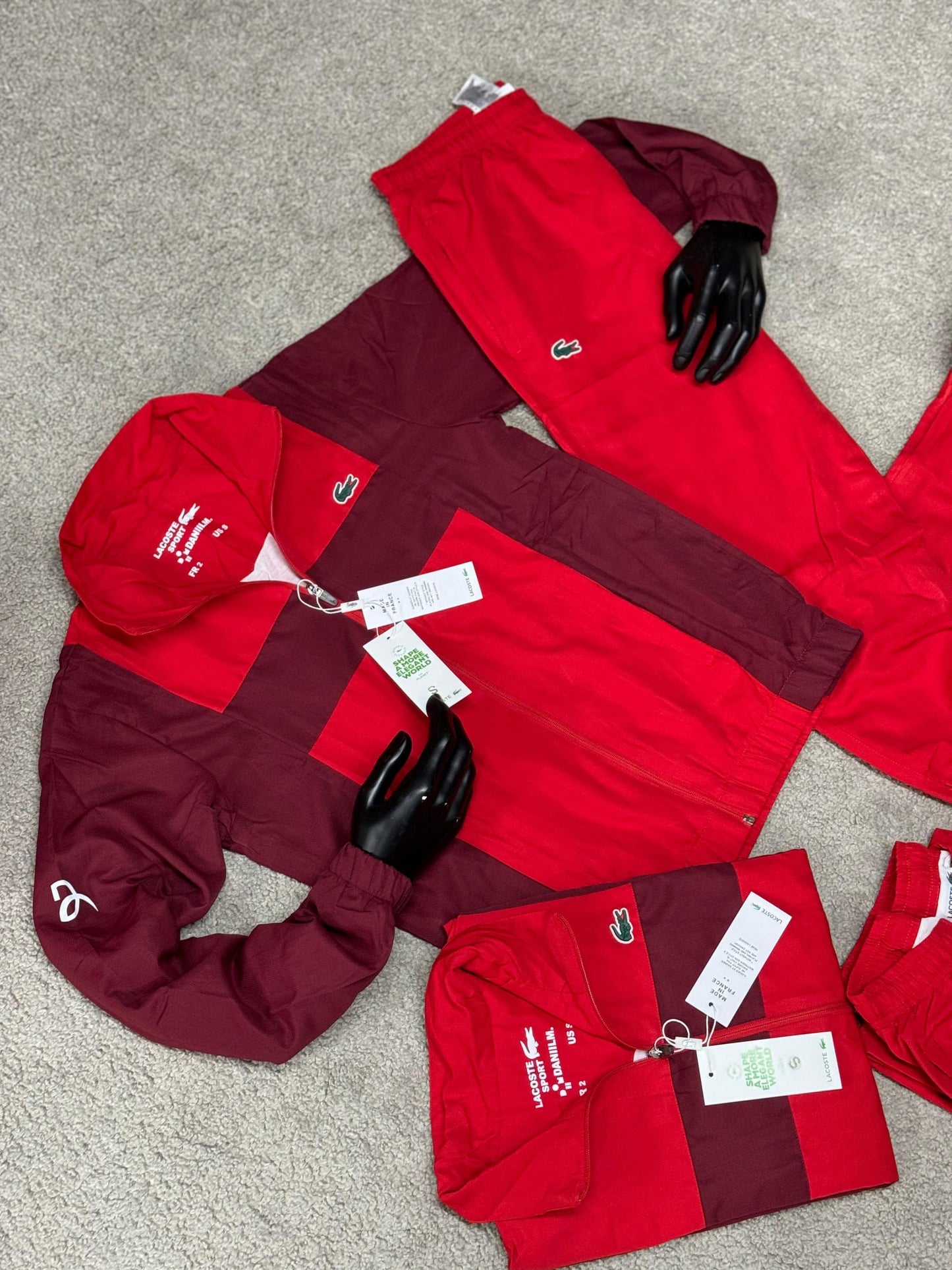 Chandal LACOSTE rojo logo verde