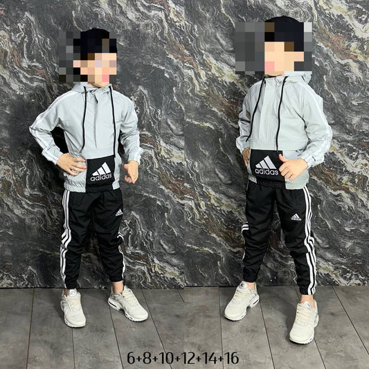 Chandal adidas gris claro logo blanco niños