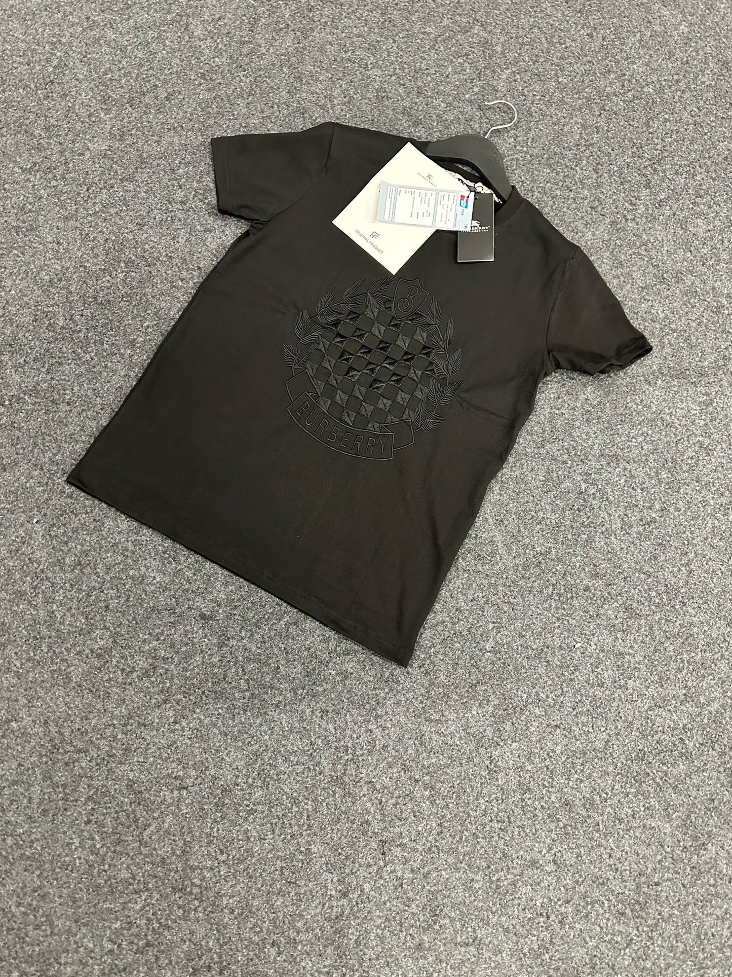 Camiseta BURBERRY negro logo negro