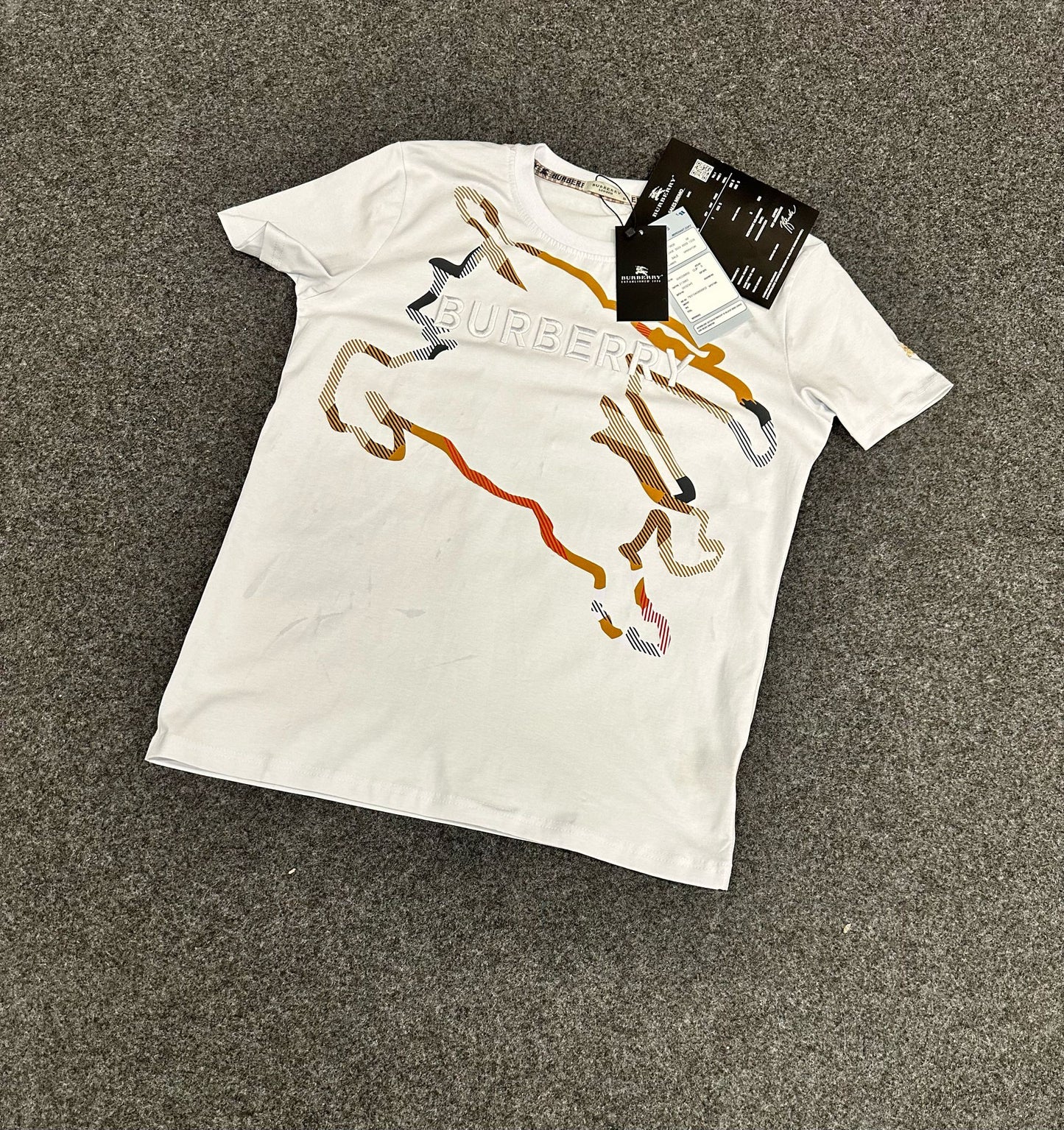 Camiseta BURBERRY blanca logo grande