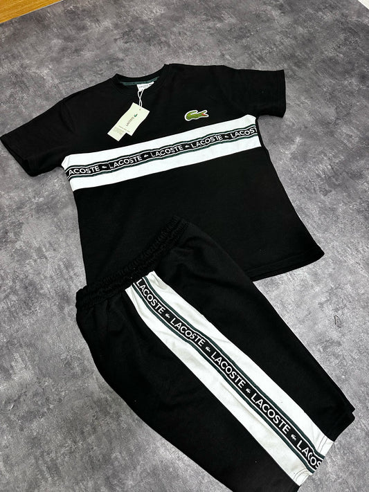 Conjunto lacoste negro detalles blancos logo verde