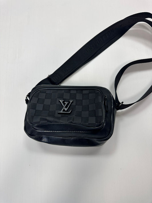 Bolso LV negro cuadrados