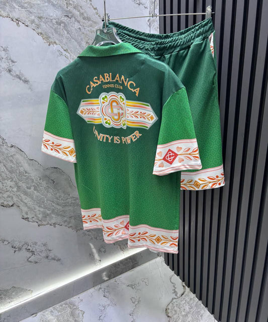 Conjunto Casablanca verde logo naranja