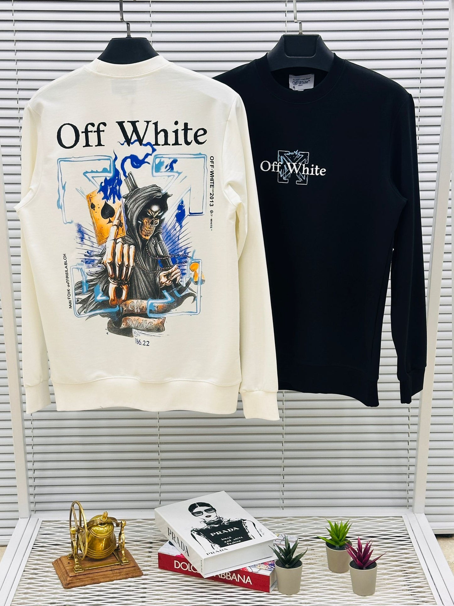 Sudadera Off White blanca logo grande negro