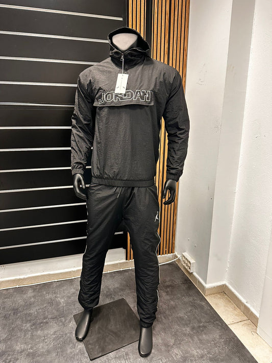 Chandal jordan negro logo blanco solapa