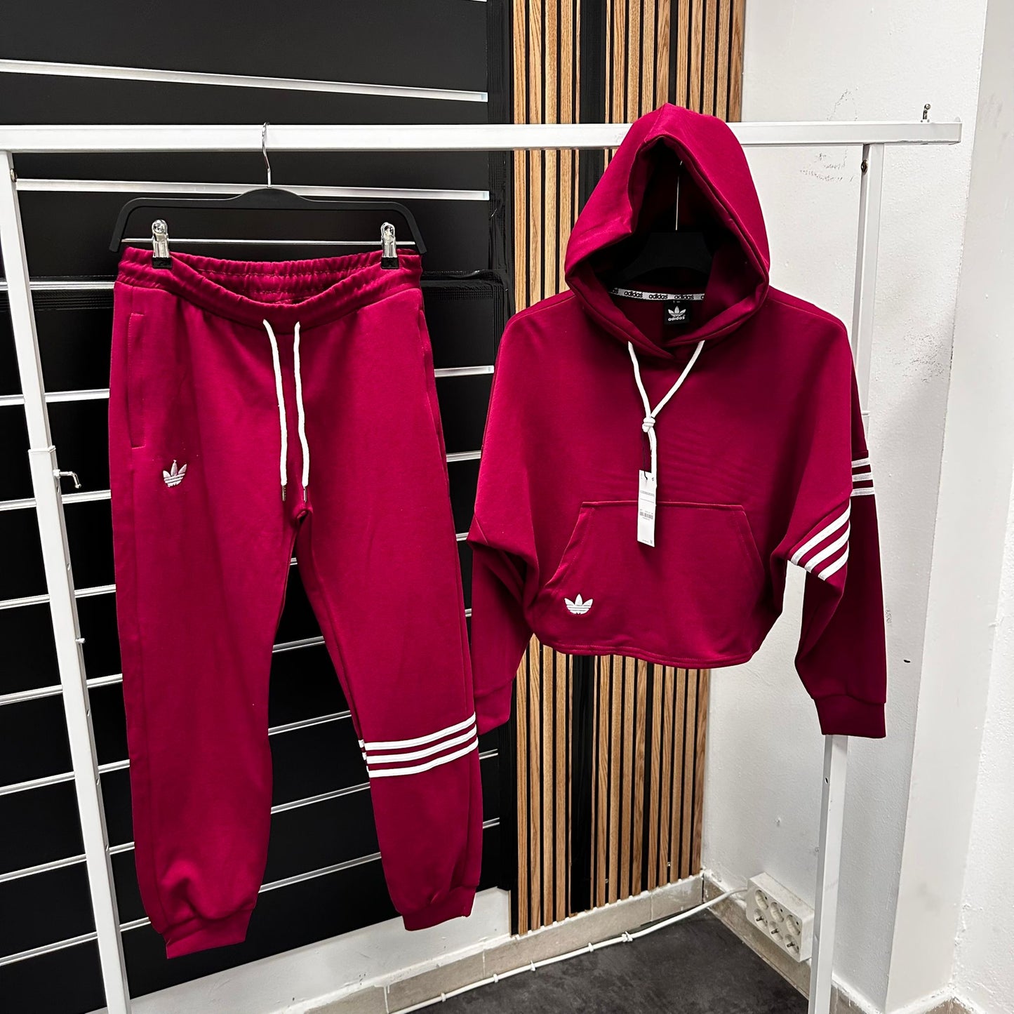 Chandal Adidas logo blanco