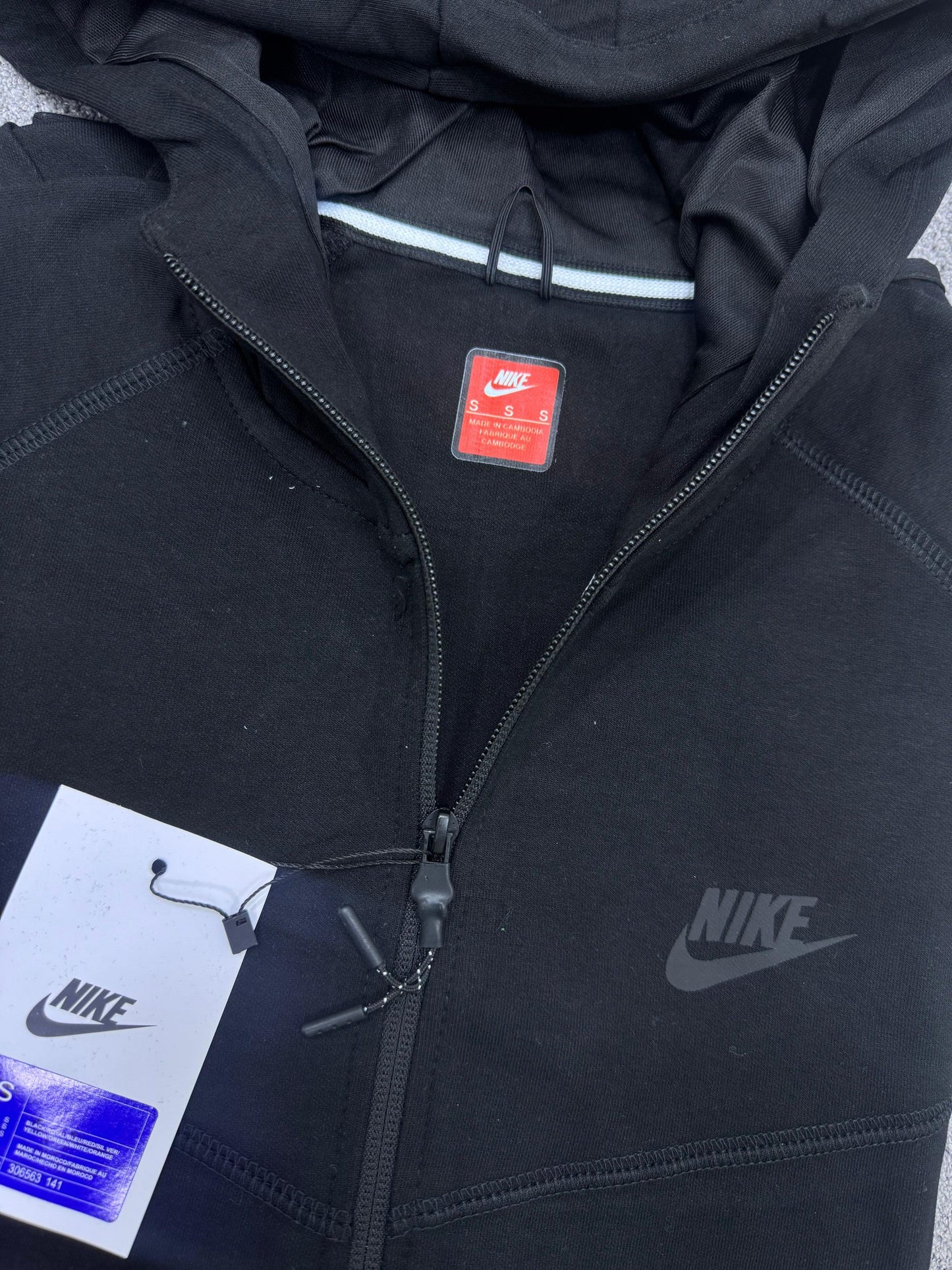 Chandal Nike Tech negro