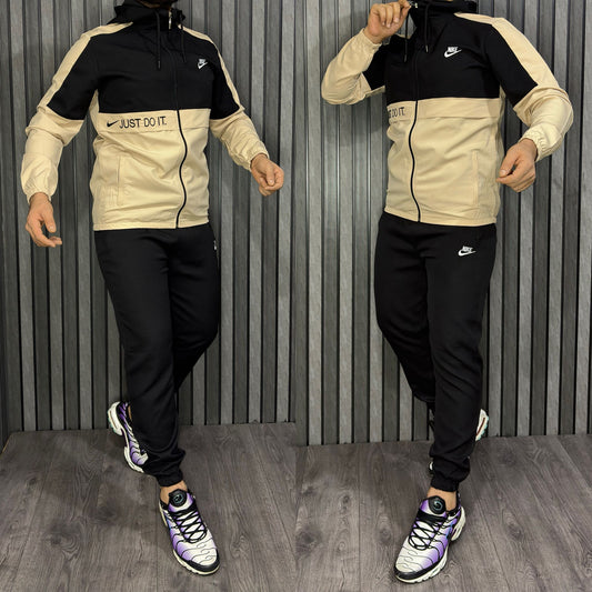 Chandal nike negro y beige logo blanco