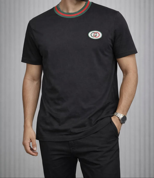 Camiseta Gucci negra logo bicolor