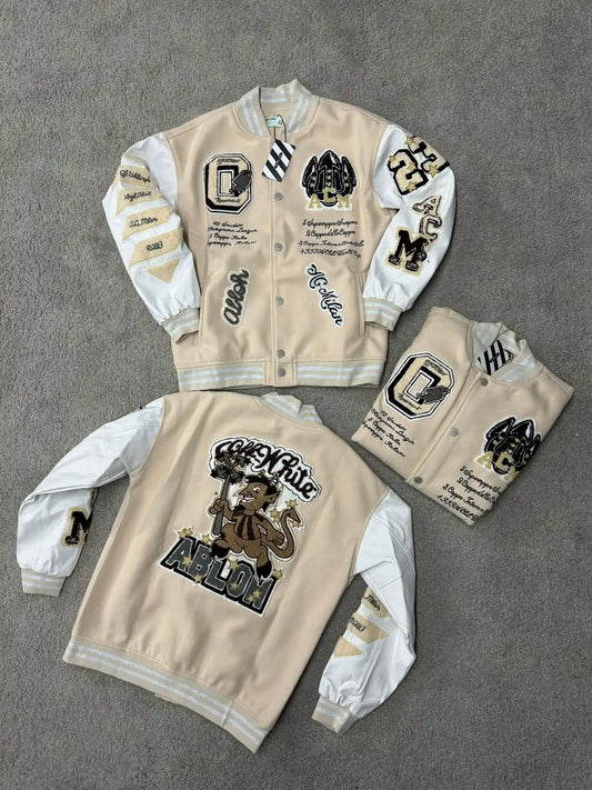 Chaqueta OFF WHITE crema logo negro y blanco detalles blancos (Copia)