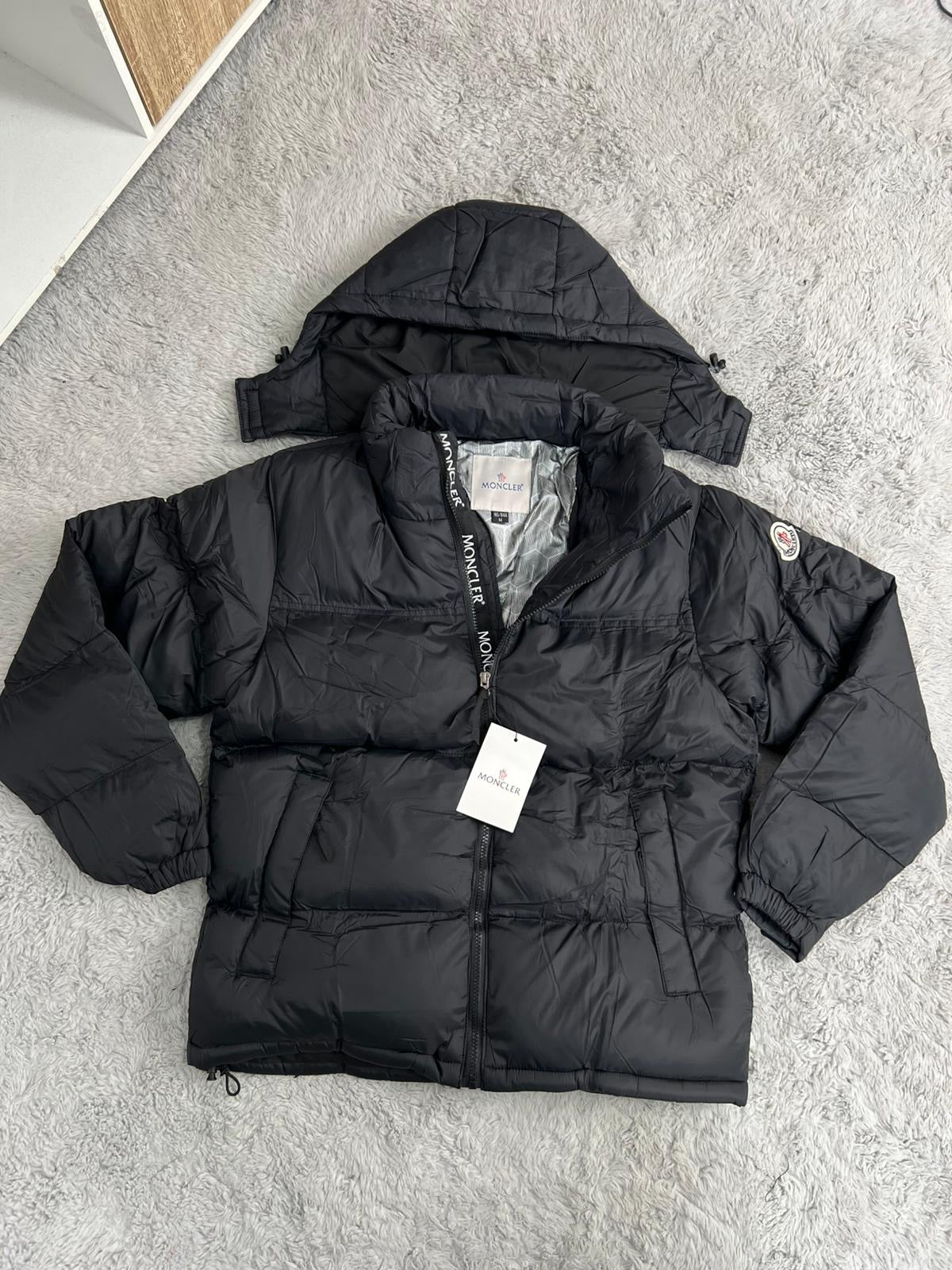 CHAQUETÓN MONCLER NEGRO