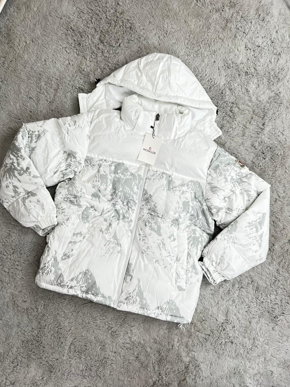 CHAQUETÓN MONCLER BLANCO