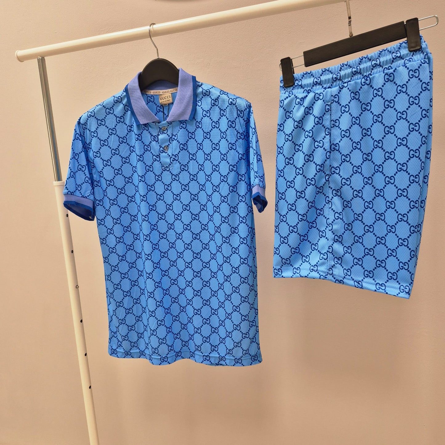 Conjunto Gucci azul logo azul marino