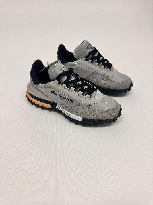 Zapatillas Lacoste gris logo negro