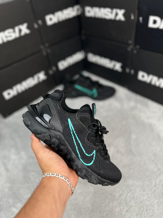 Nike react vision negras logo azul