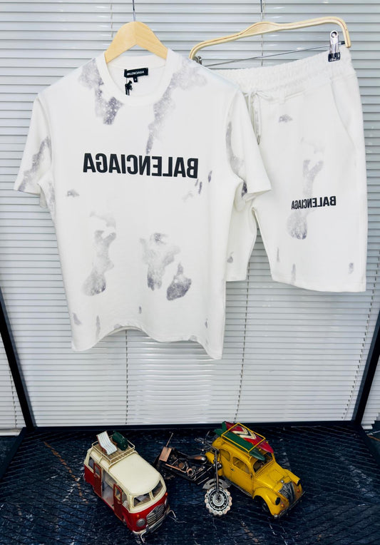 Conjunto BALENCIAGA blanco y gris logo negro
