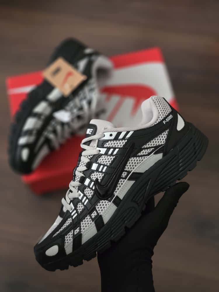 Nike p-6000 blanca negra
