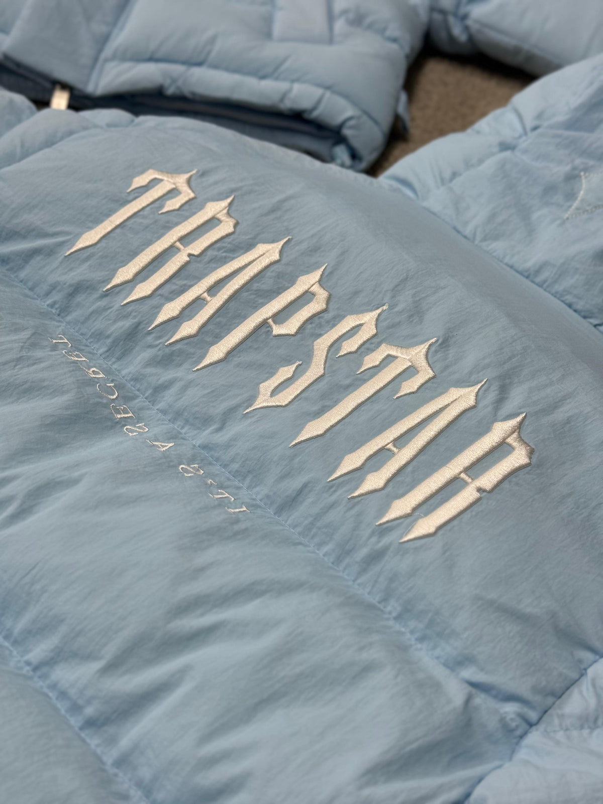 CHAQUETA trapstar azul
