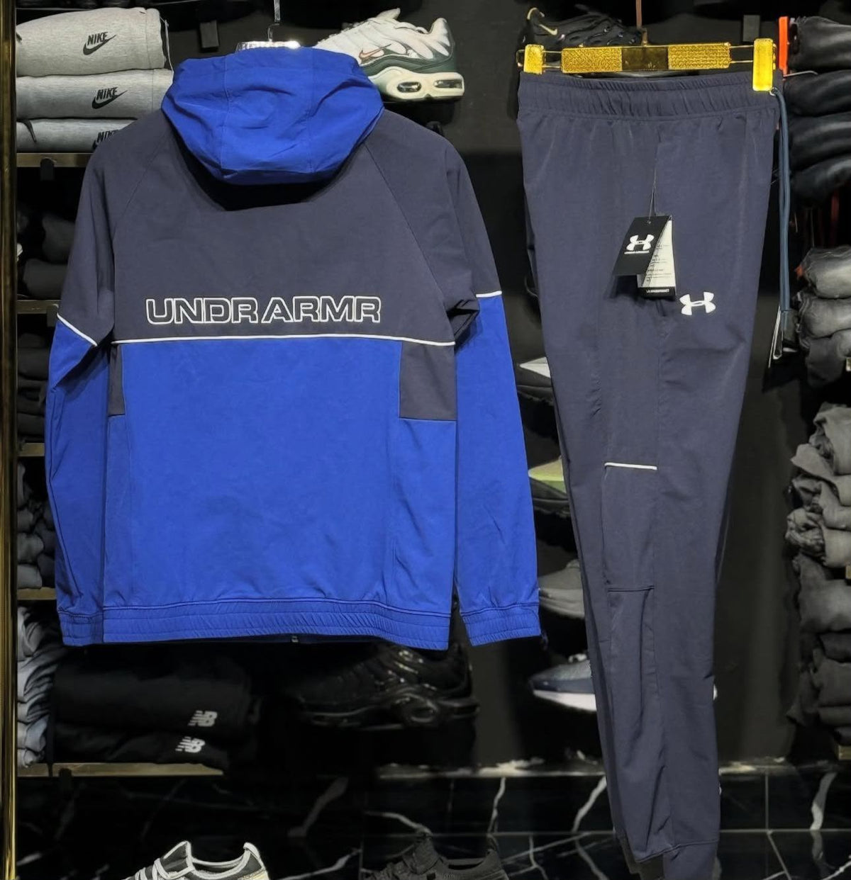 Chandal Under Armour azul logo blanco