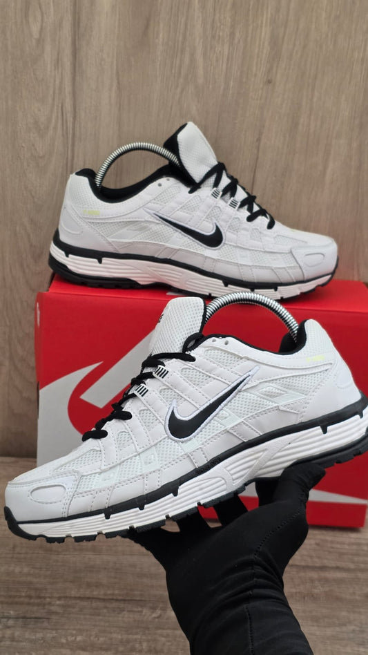 Nike p-6000 blanca logo negro