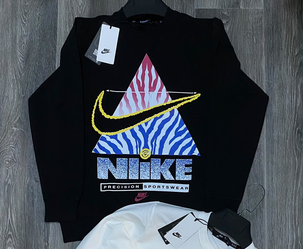 Sudadera Nike negro logo grande amarillo