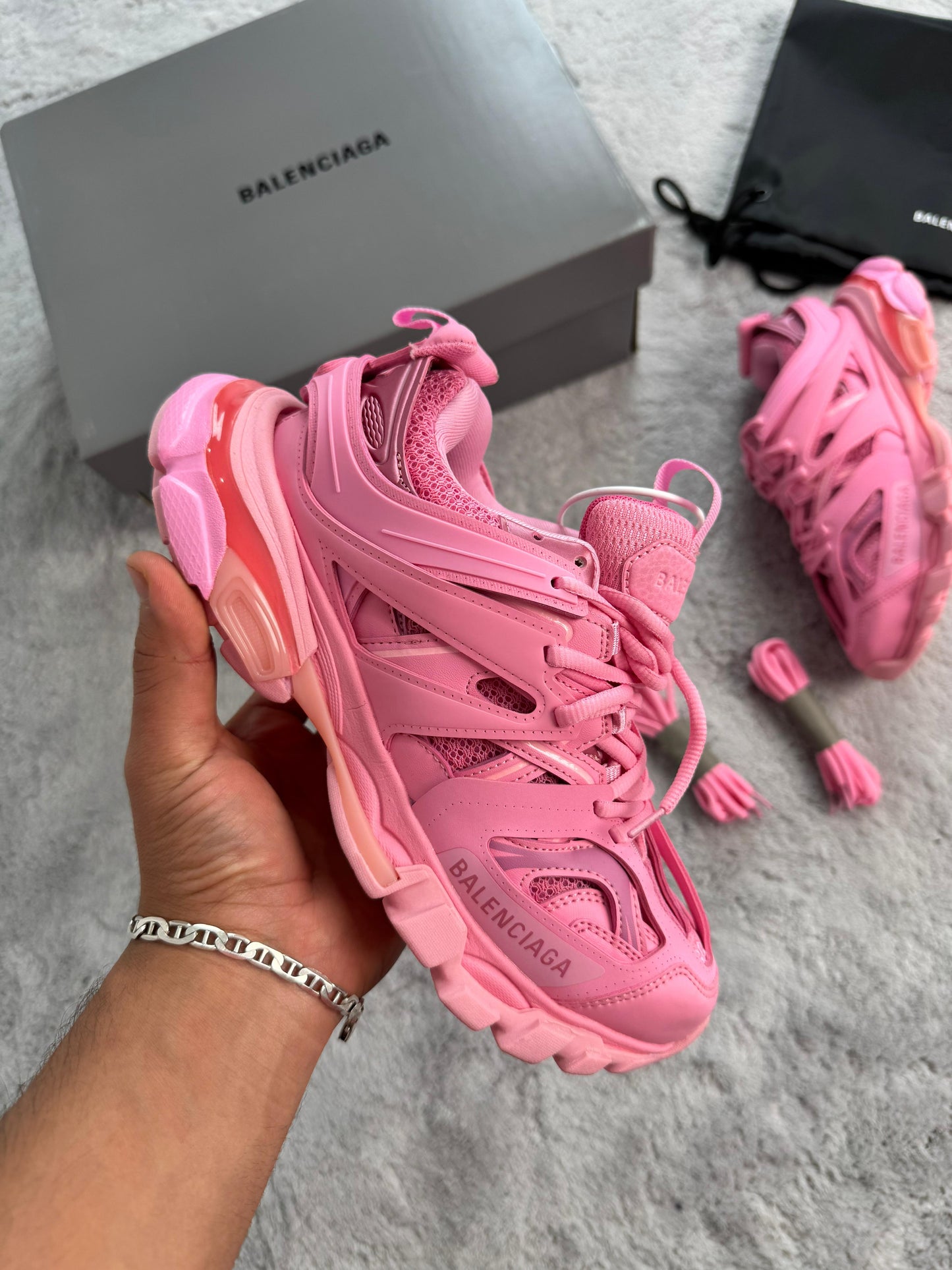 Balenciaga Track rosas