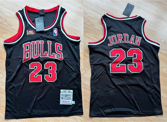 Camiseta Chicago Bulls negra y roja