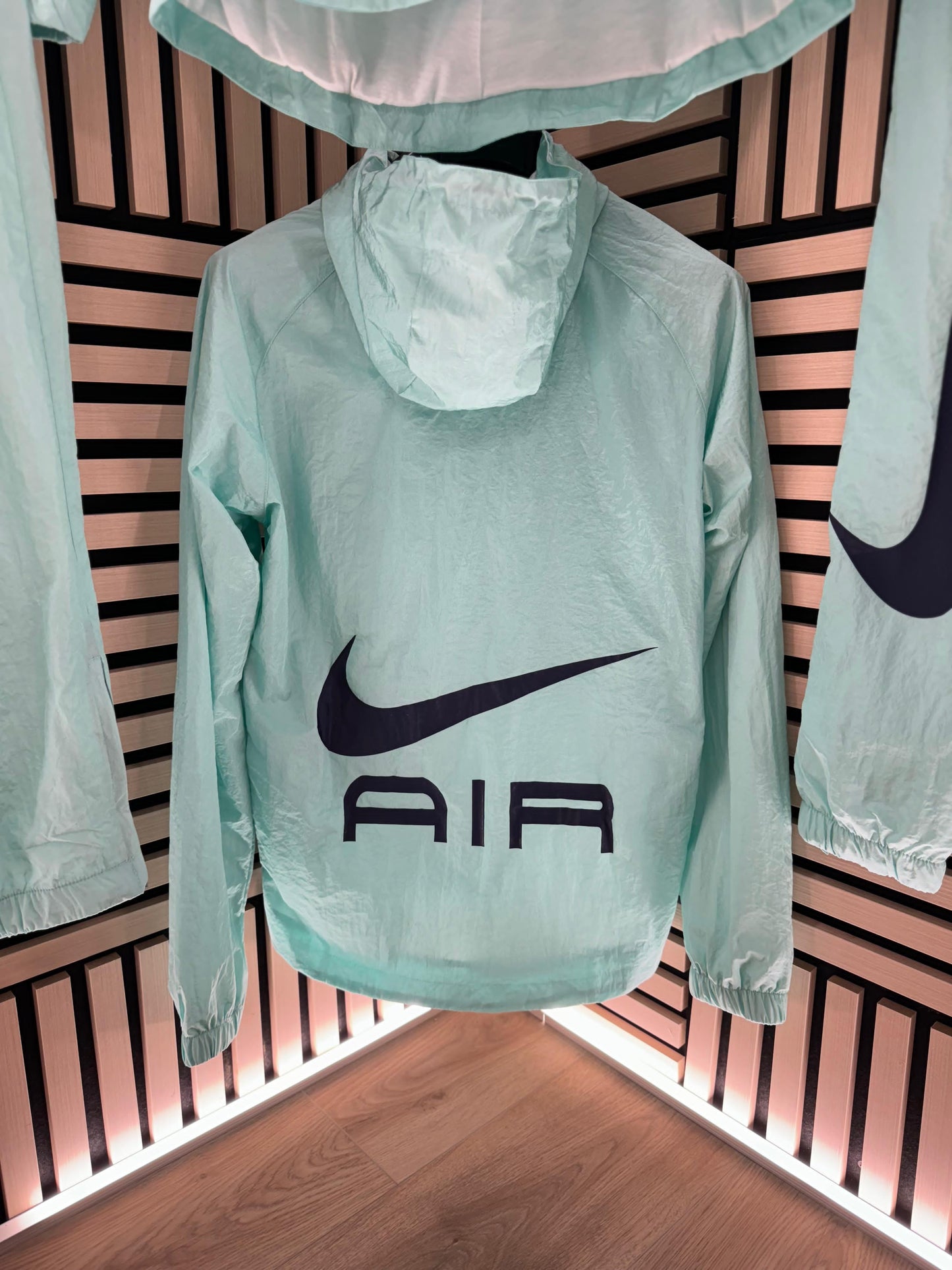 Chandal Nike air azul claro logo negro