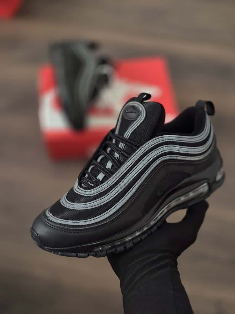 Air max 97 negra