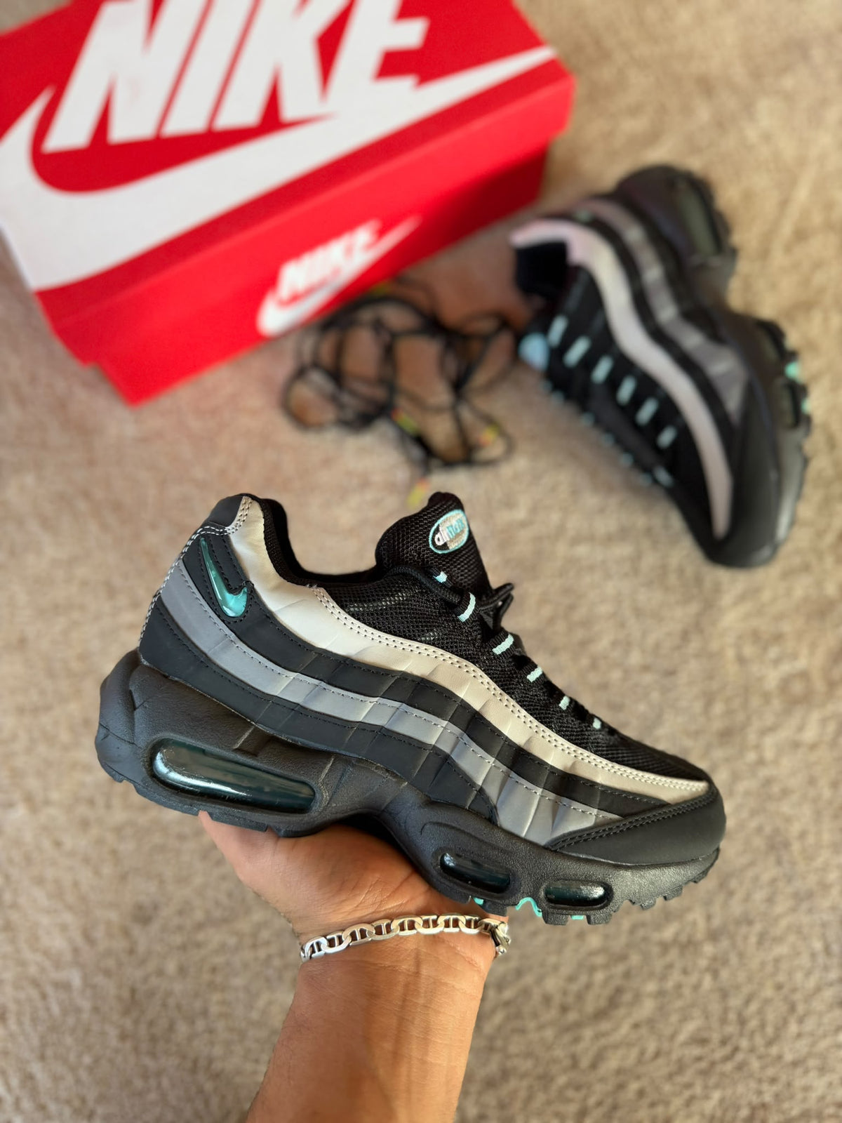 Air max 95 tricolor logo azul
