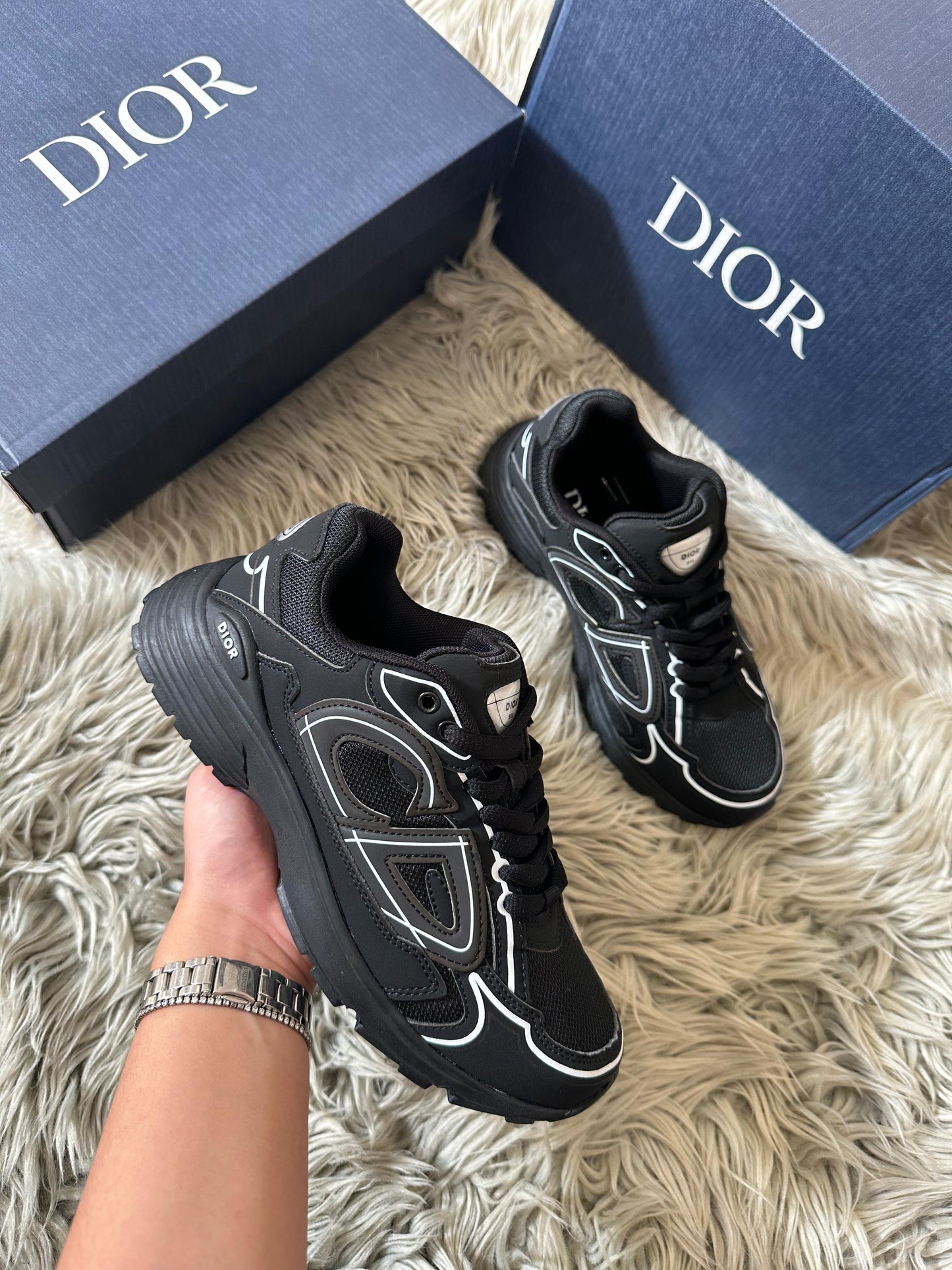 Dior b30 negra detalles blancas