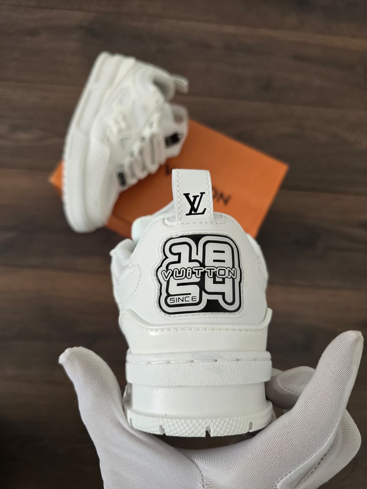 Lv skate blanca