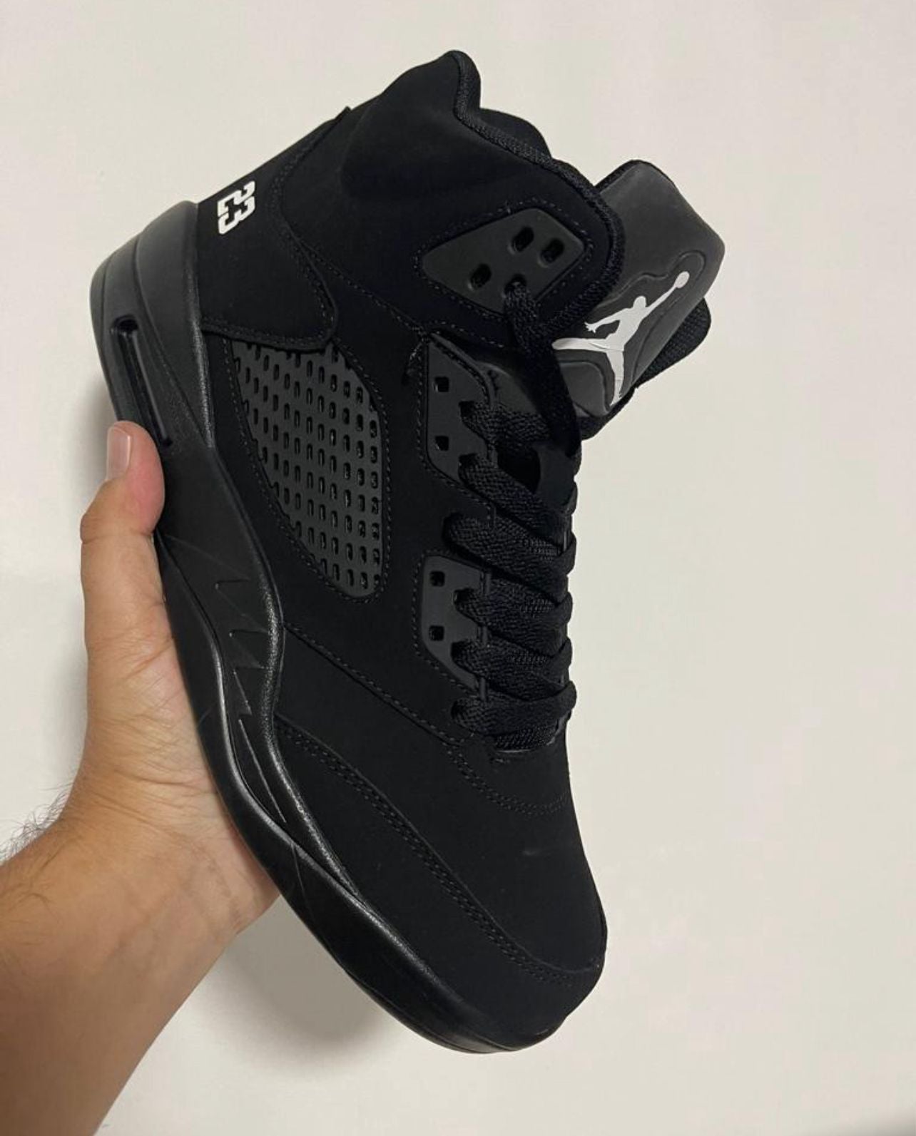 JORDAN 23 NEGRAS