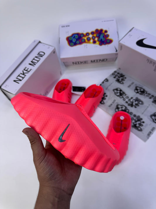 Nike mind rojas