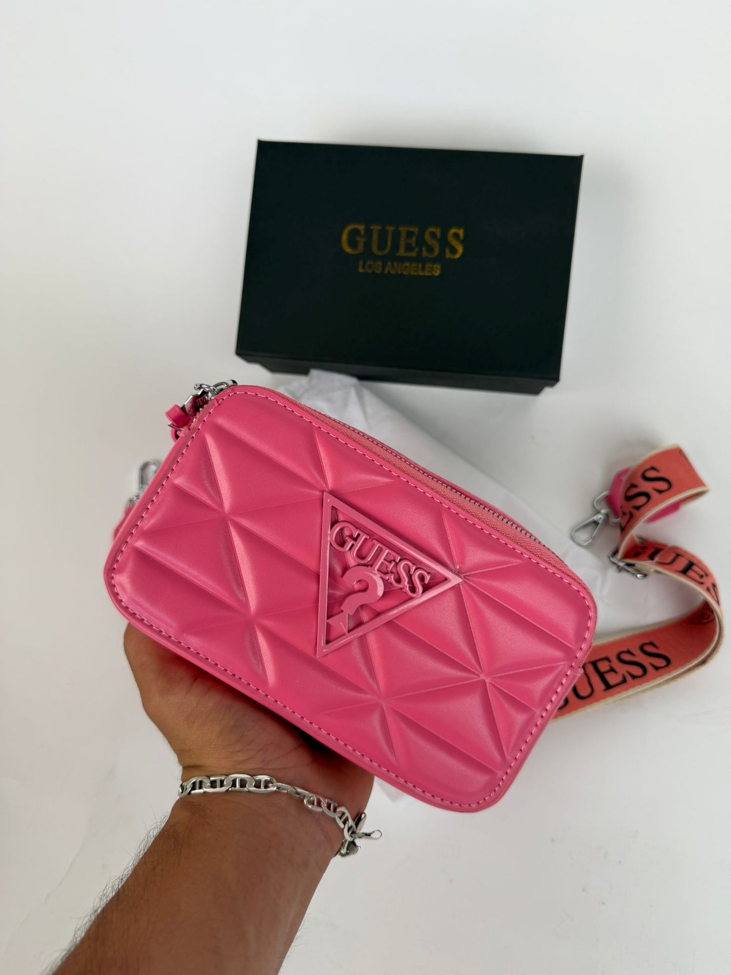 Bolso Guess rosa
