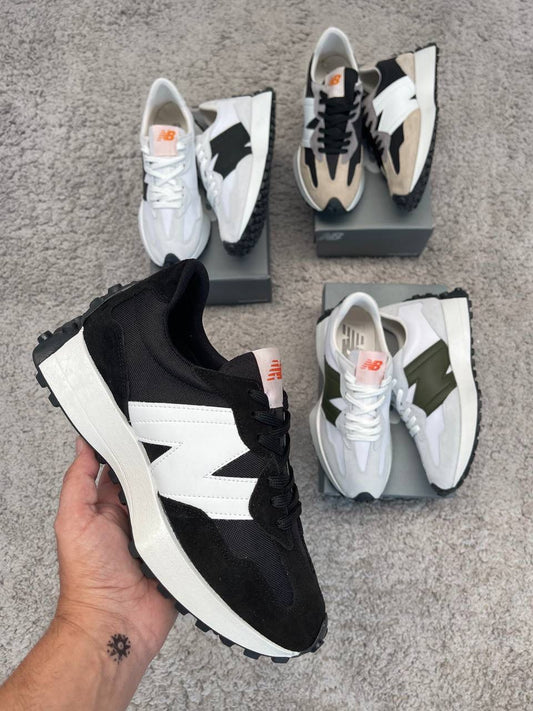 NEW BALANCE 327 negras logo blanco