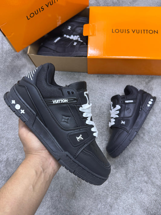 LV Trainer negras detalles blancos