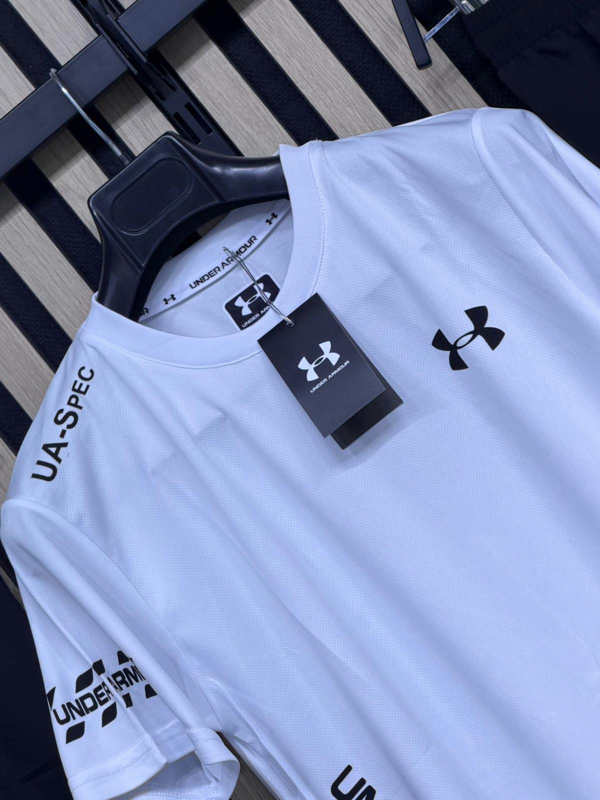 Conjunto under armour blanco logo negro