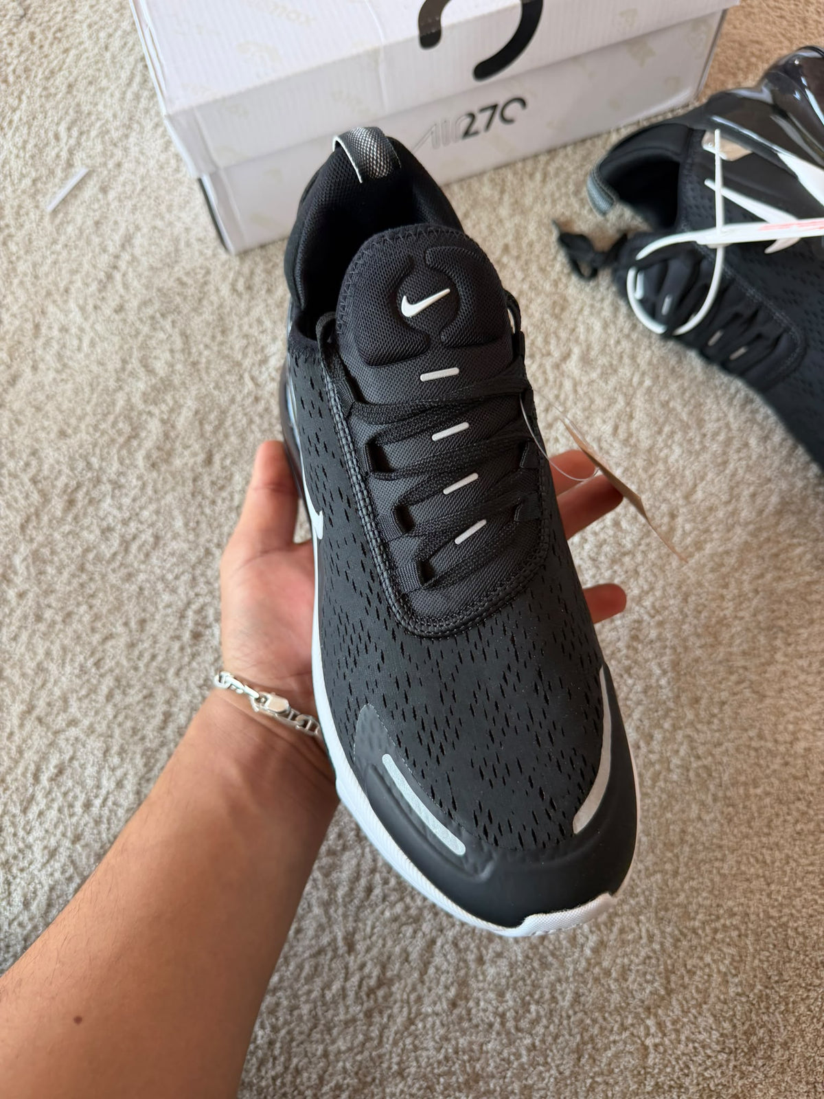 Air max 270 negras y blancas