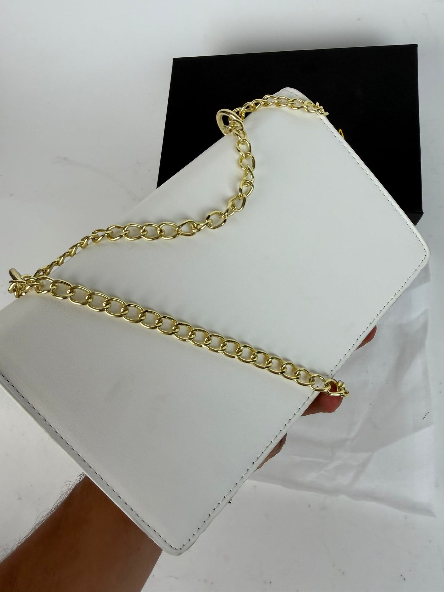 Bolso D&G blanco logo dorado detalles blancos
