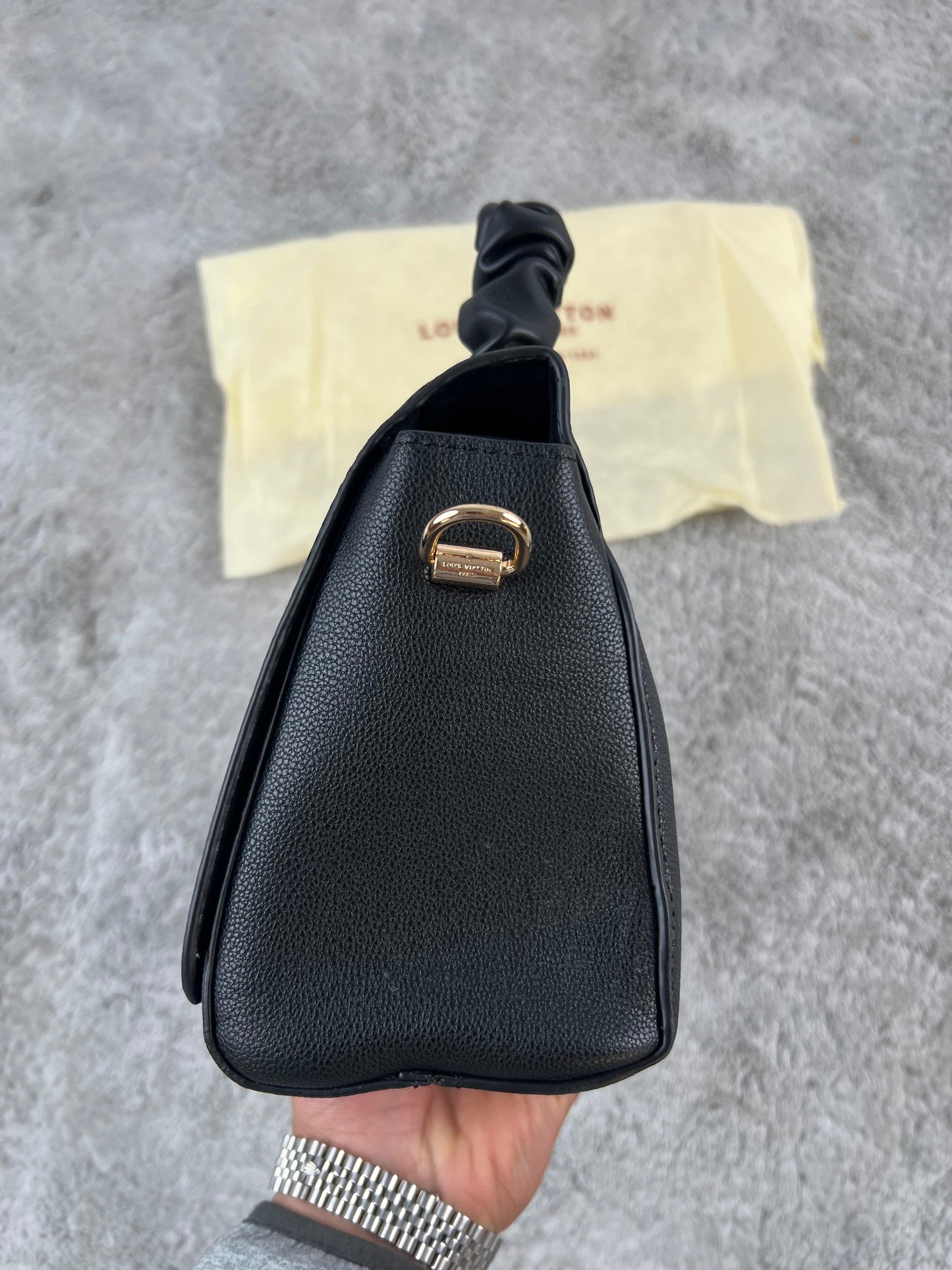 BOLSO LV negro