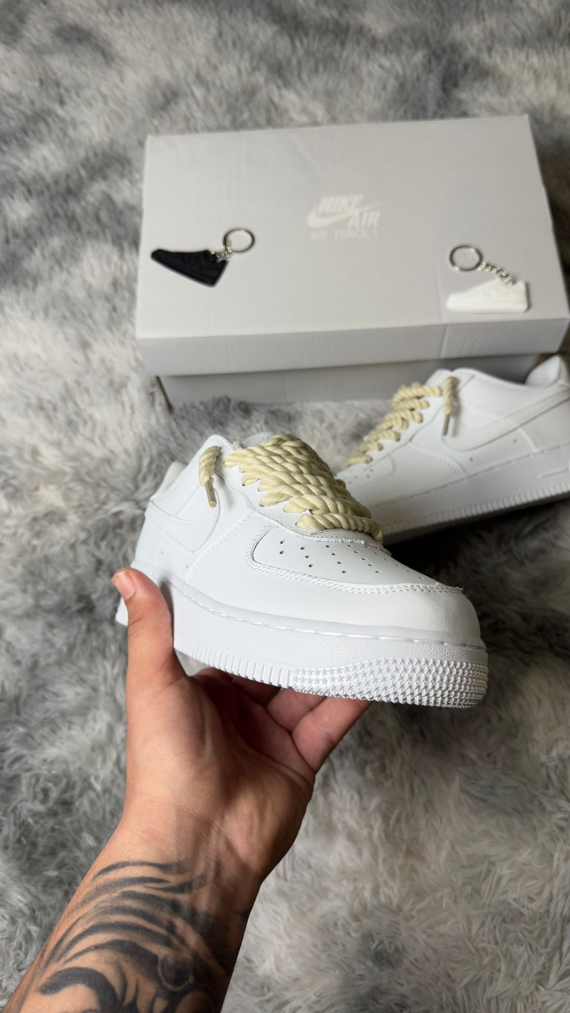 Air force blancas cordones gordos