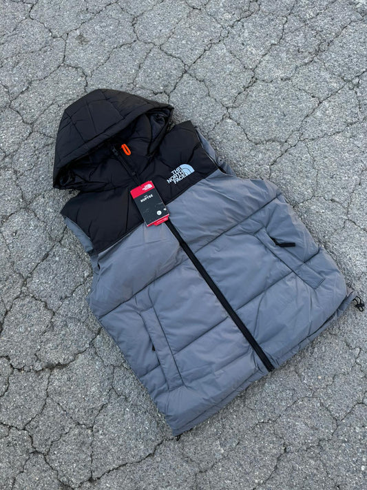 Chaleco North Face gris y negro