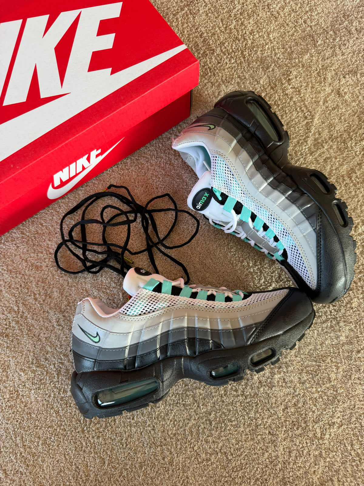 Air max 95 tricolor logo azul