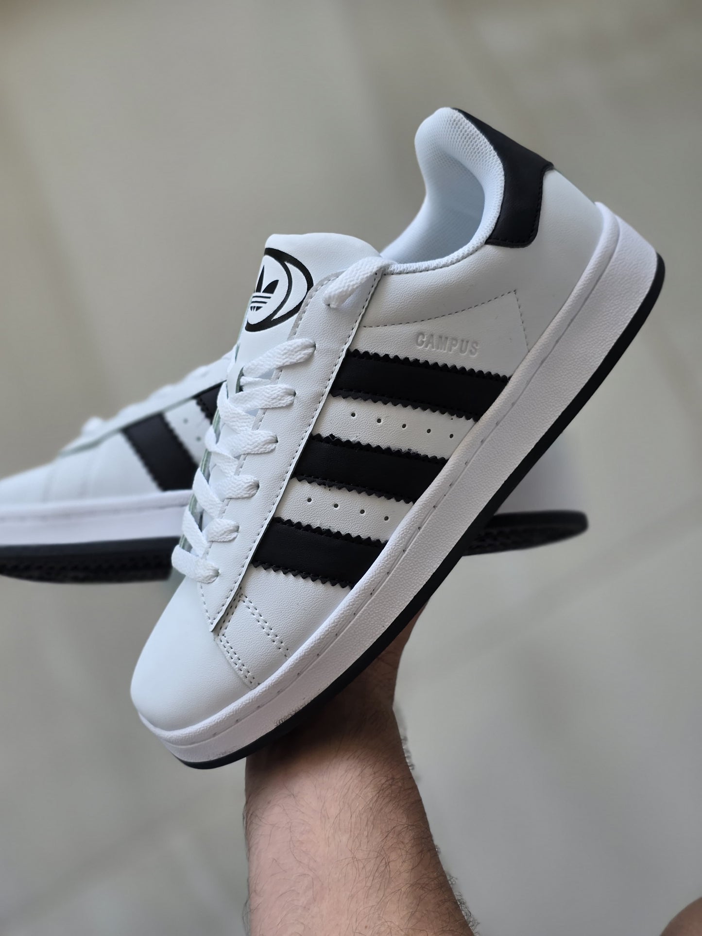 Adidas campus blanca