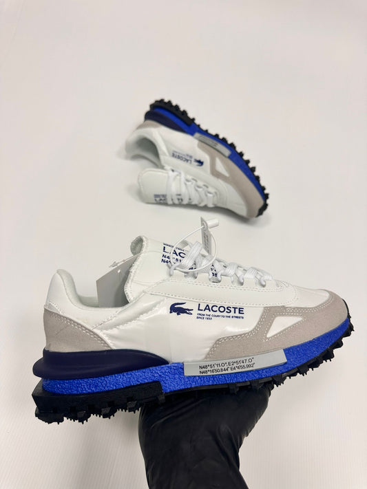 Zapatillas Lacoste blanco y gris logo azul
