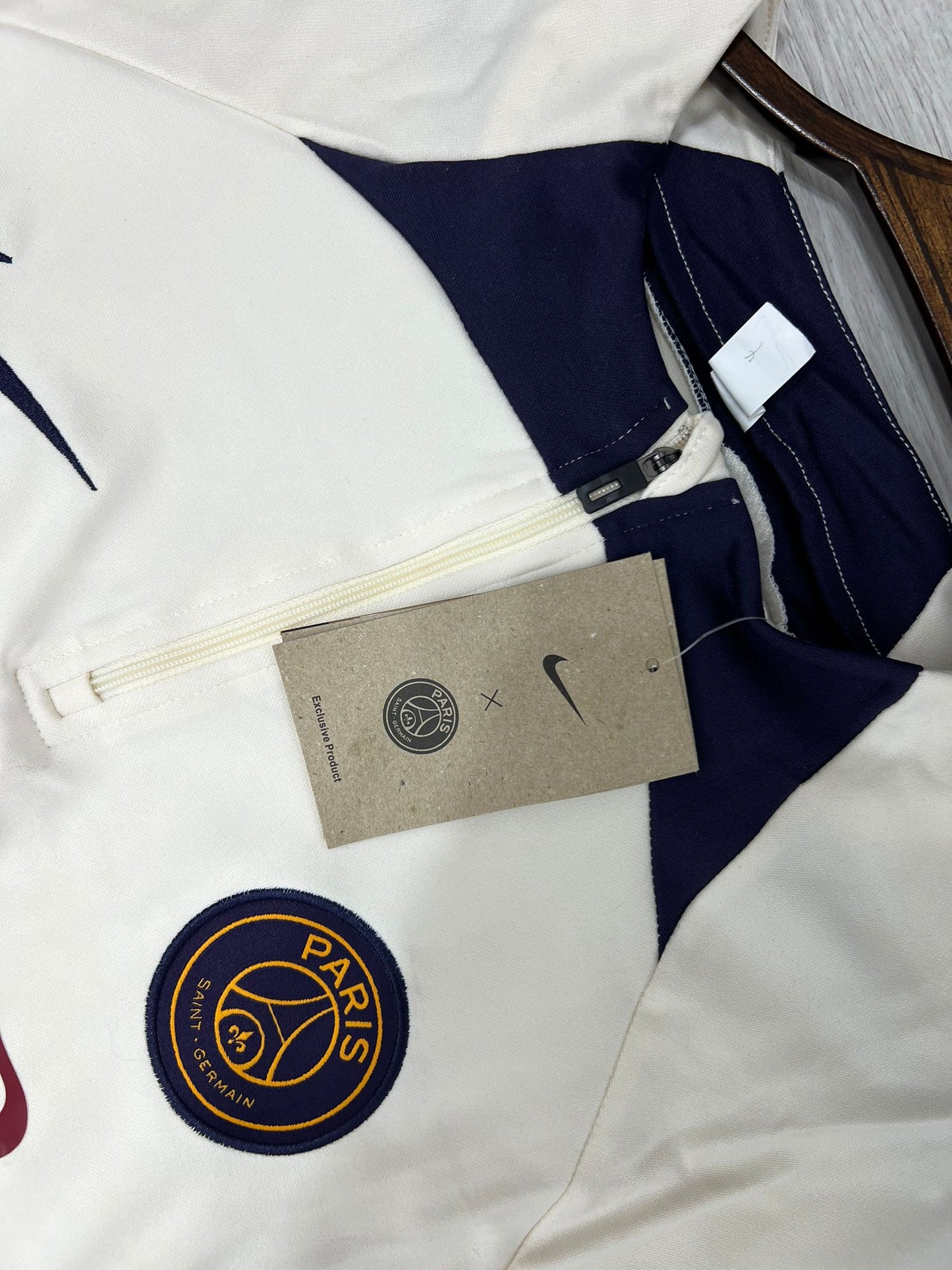 Chandal PSG beige y azul