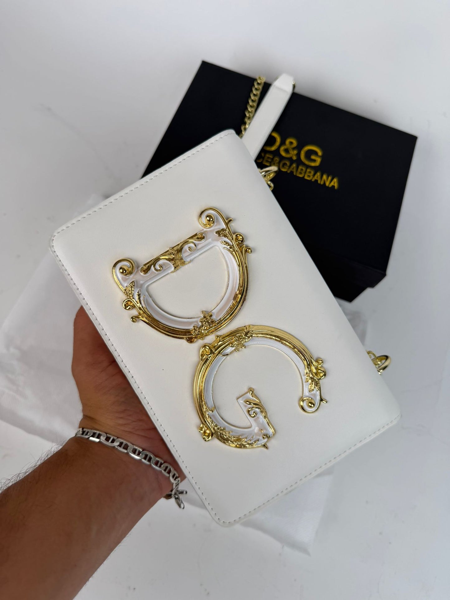Bolso D&G blanco logo dorado detalles blancos
