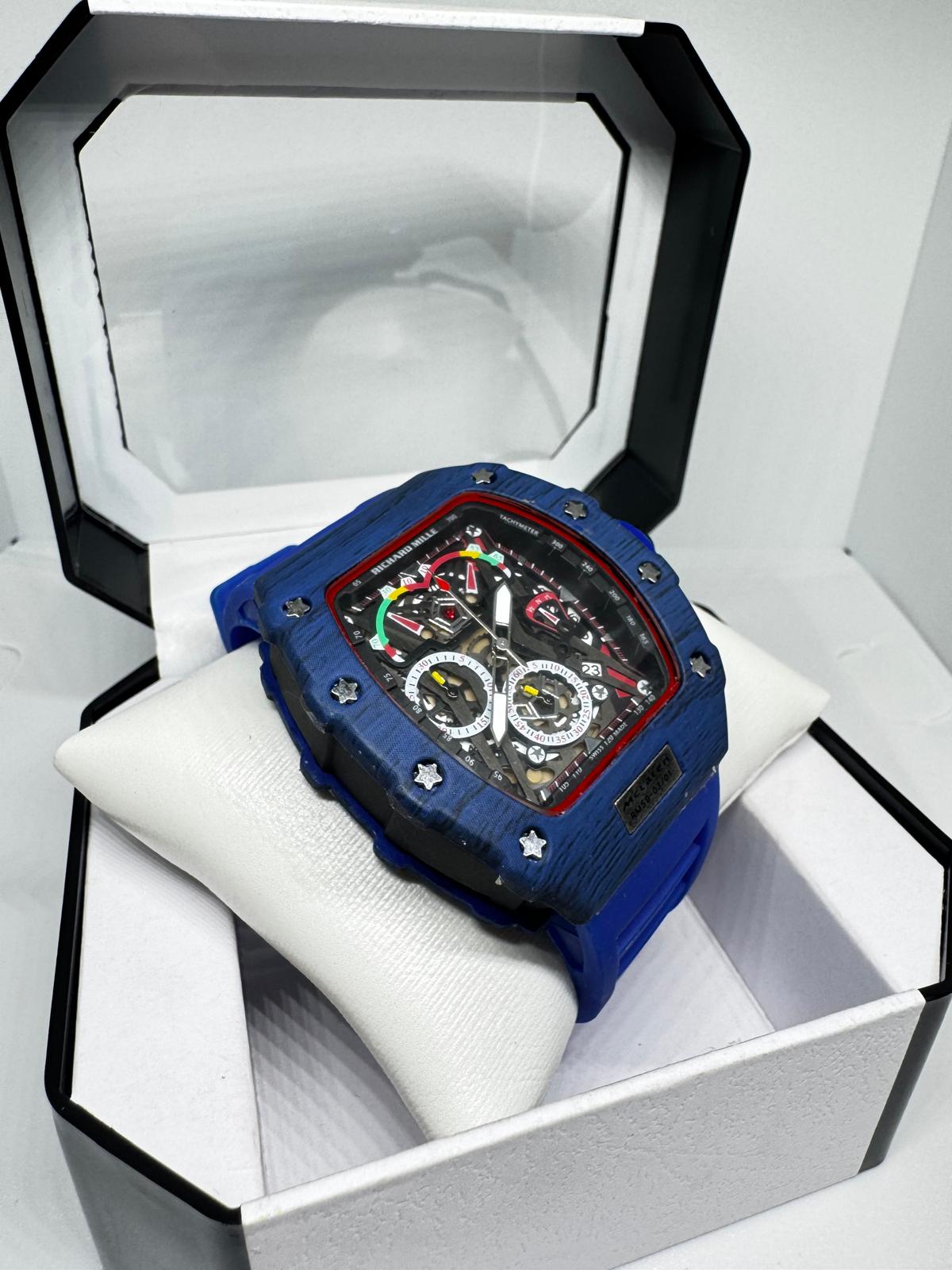 RELOJ RICHARD MILLE NEGRO Y AZUL DETALLES BLANCOS