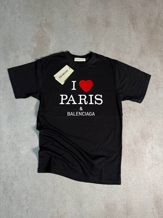 Camiseta Balenciaga negro logo blanco corazon rojo